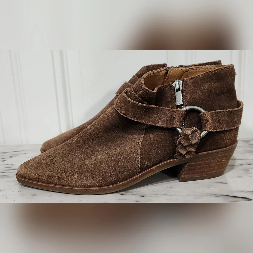 Lucky Brand brown leather suede pointed ankle boots women's size 6